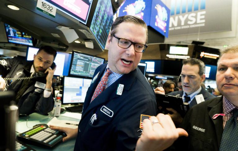 WALL STREET ENCERRA EM BAIXA, INVESTIDORES PREOCUPADOS COM SUBIDAS TAXA DE JURO