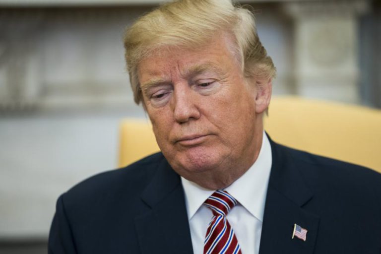 TRUMP DIZ QUE “SIMPLES ACUSAÇÕES” ESTÃO A DESTRUIR A VIDA DE PESSOAS