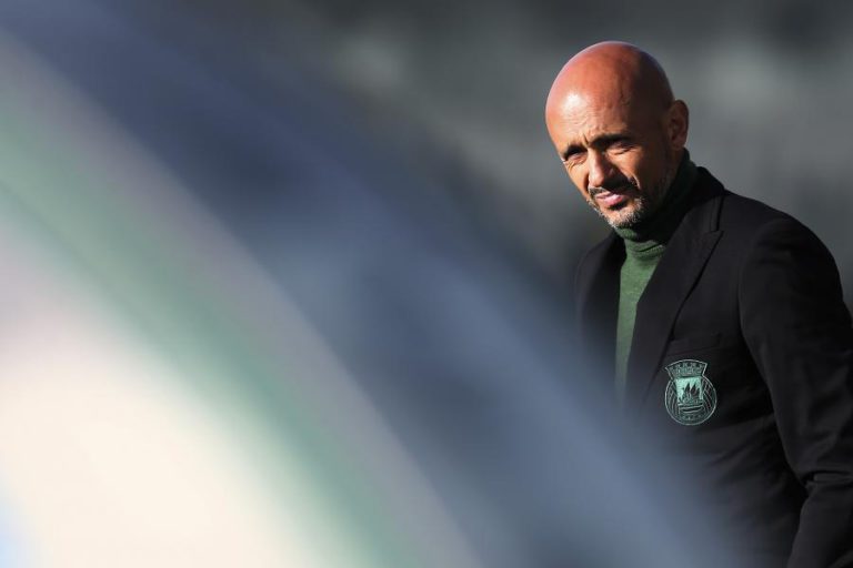 TREINADOR DO RIO AVE CONSIDERA DUELO COM O FC PORTO COMO “UM JOGO DE OPORTUNIDADE”