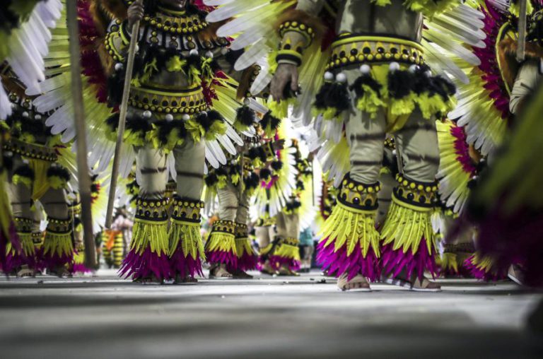 CARNAVAL DO RIO DE JANEIRO MARCADO PELO AUMENTO DA VIOLÊNCIA