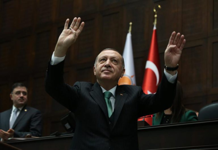 FORÇAS TURCAS CONTROLAM MAIS DE 300 KM QUADRADOS NO CANTÃO CURDO DE AFRIN