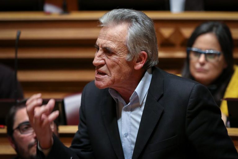 JERÓNIMO ALERTA PARA “REVOLUÇÃO 4.0” E PENALIZAÇÃO DE PENSÕES, PM ATESTA PONDERAÇÃO