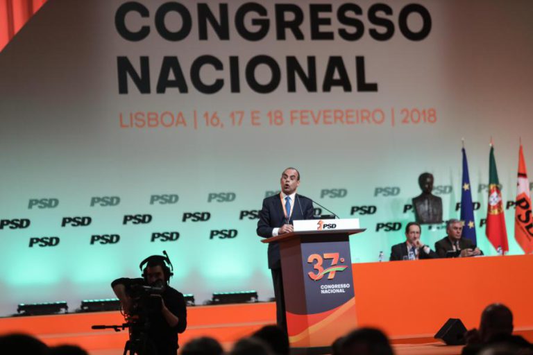 MORAIS SARMENTO DEFENDE COMBATE AO GOVERNO DA “FRENTE DE ESQUERDA”