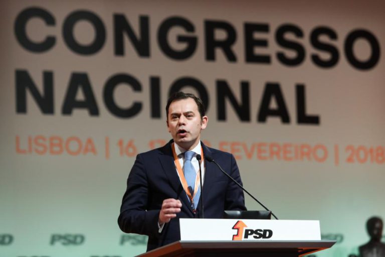 LUIS MONTENEGRO ADMITE DISPUTAR LIDERANÇA DO PSD NO FUTURO