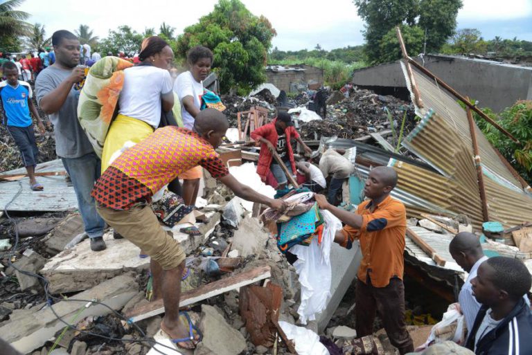 MUNICÍPIO DE MAPUTO APOIA 103 FAMÍLIAS VÍTIMAS DO DESABAMENTO DE LIXEIRA