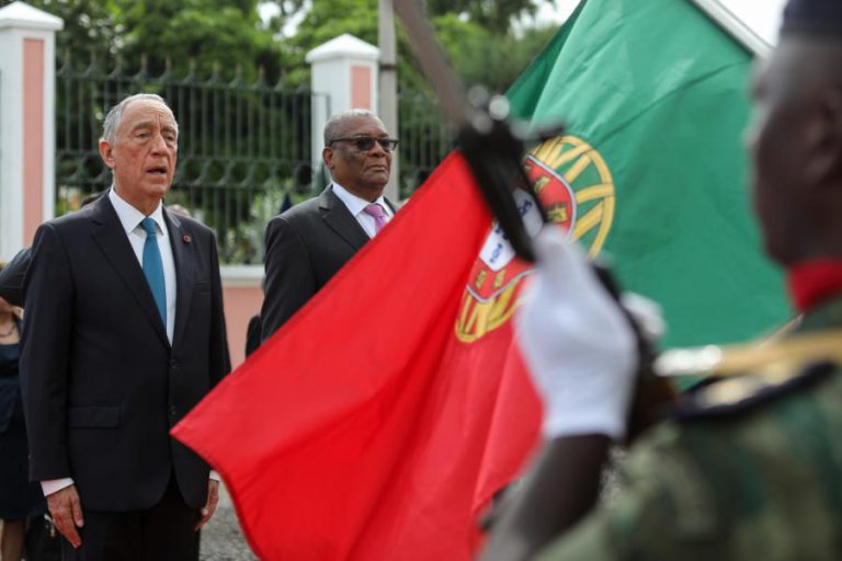 MARCELO QUER “PATAMAR MAIS AMBICIOSO” NAS RELAÇÕES ENTRE PORTUGAL E SÃO TOMÉ E PRÍNCIPE