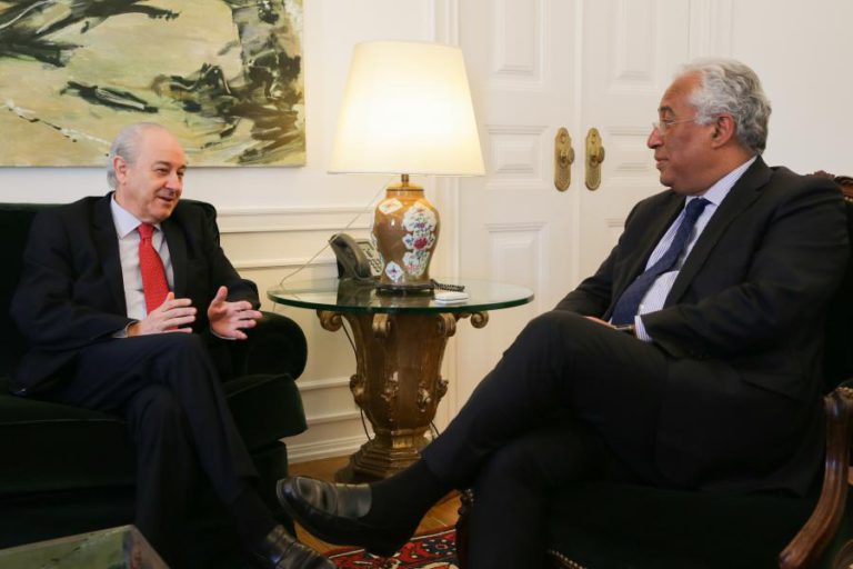 RUI RIO ADMITE “NOVA FASE” DAS RELAÇÕES COM PS