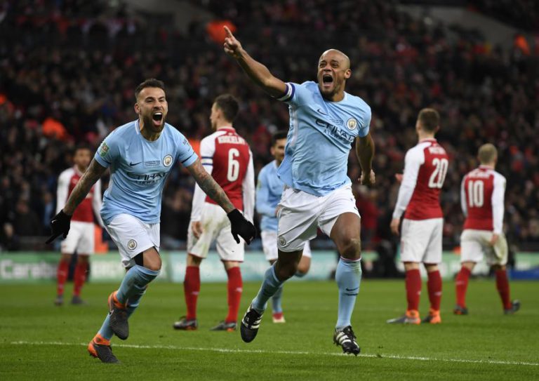 MANCHESTER CITY VENCE TAÇA DA LIGA INGLESA, AO BATER ARSENAL