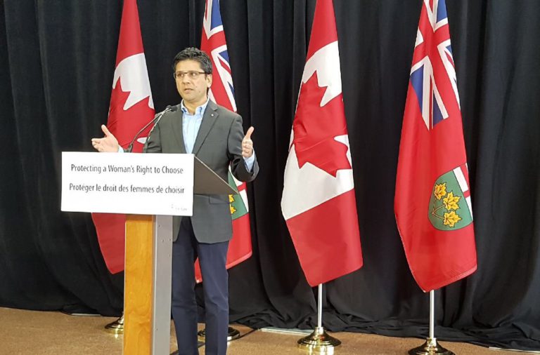Imagem: twitter@yasir_naqvi
