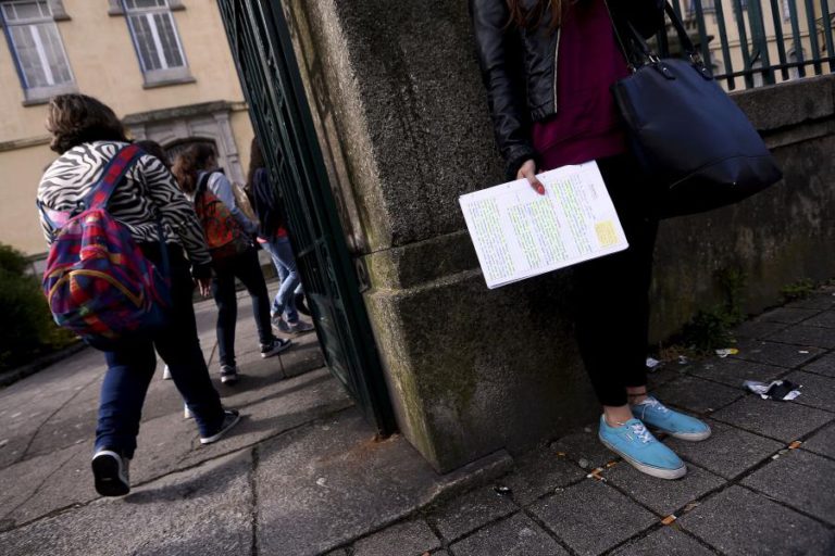 GREVE DOS PROFESSORES TERMINA HOJE