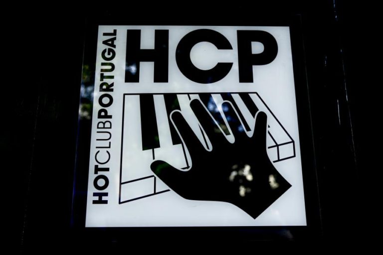 HOT CLUBE CELEBRA 70 ANOS ANTES DE SEMANA COM PRESENÇA DE JOE LOVANO