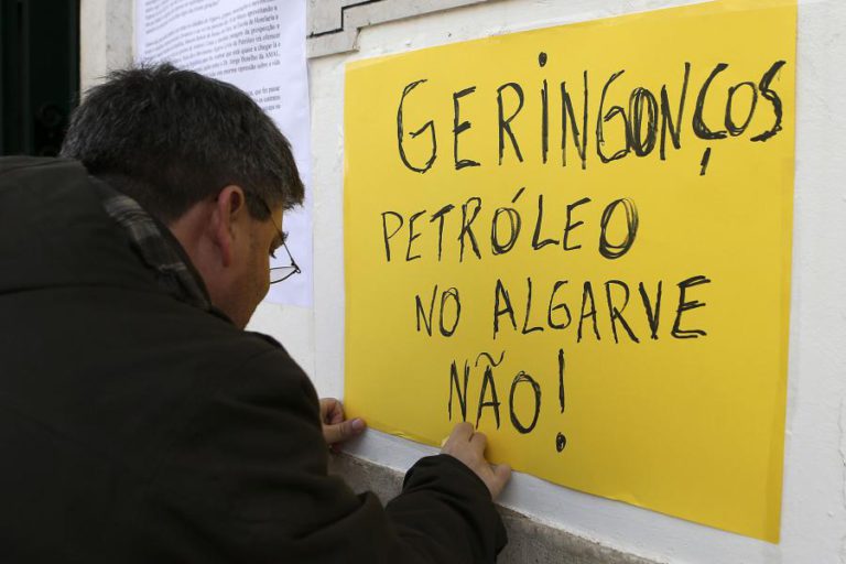 MOVIMENTO ANTI-PETRÓLEO PEDE DEMISSÃO DO SECRETÁRIO DE ESTADO DA ENERGIA
