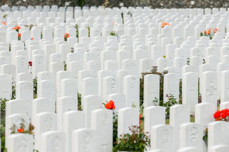 BÉLGICA PRESERVA MEMÓRIA DA I GRANDE GUERRA COM 600 MIL FIGURAS DE BARRO