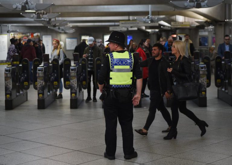 AUTOR DO ATENTADO DE SETEMBRO EM LONDRES CONDENADO A PRISÃO PERPÉTUA