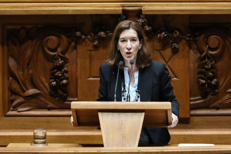 CECÍLIA MEIRELES DEFENDE QUE PARTIDO DEVE IR SOZINHO ÀS LEGISLATIVAS