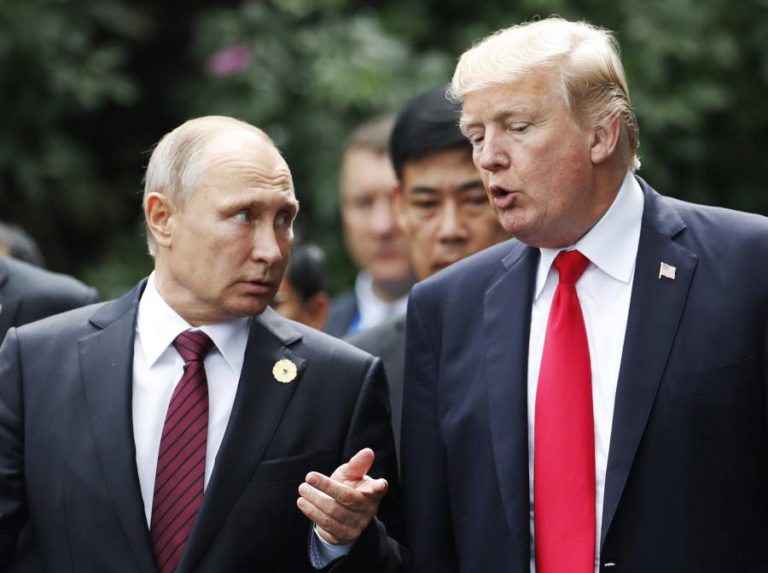 TRUMP FELICITOU PUTIN POR REELEIÇÃO E DISCUTIRAM COORDENAÇÃO PARA “LIMITAR CORRIDA AO ARMAMENTO”