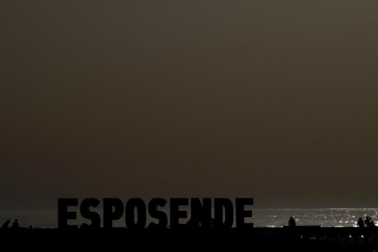 VENTO MUITO FORTE DESTRÓI ESTUFA E DESTELHA HABITAÇÕES EM ESPOSENDE