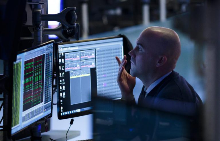 WALL STREET FECHA EM BAIXA ARRASTADA PELO SETOR DA TECNOLOGIA