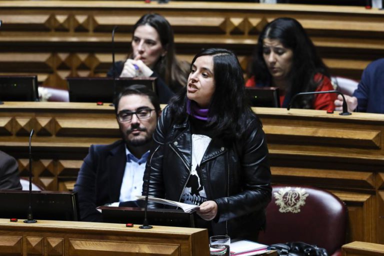 PCP CRITICA VERBAS INSUFICIENTES E “DESEQUILÍBRIO TERRITORIAL” NOS APOIOS AO TEATRO