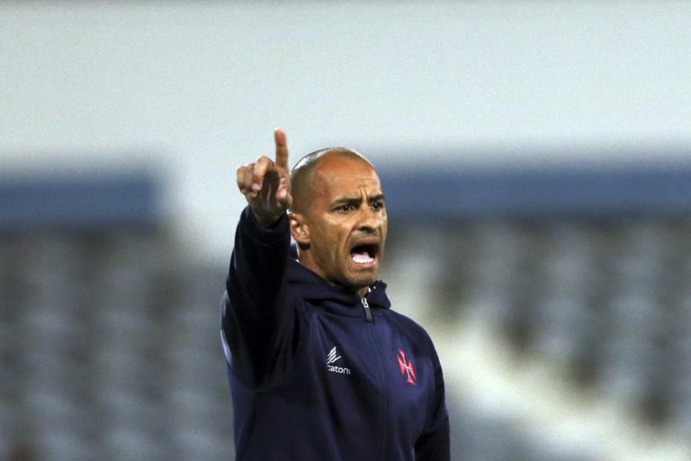 SILAS ADMITE QUE VITÓRIA MINHOTO É “INCÓGNITA” DEVIDO À MUDANÇA DE TREINADOR