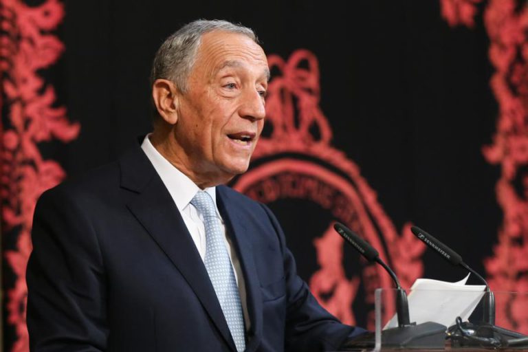 PRESIDENTE CONSIDERA QUE SÃO PRECISOS “MAIS PASSOS” PARA ACELERAR CRESCIMENTO ECONÓMICO