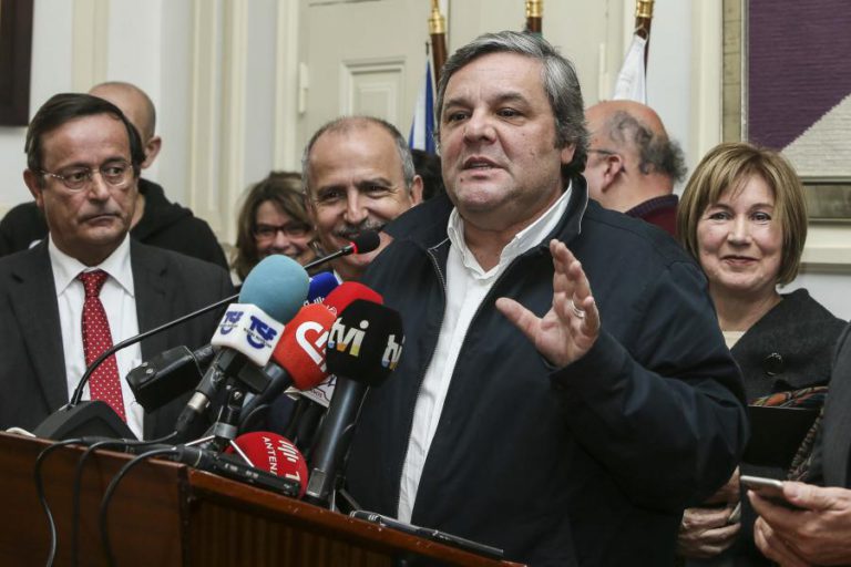 PRESIDENTE DA CÂMARA DE ALJEZUR SUSPENDE MANDATO