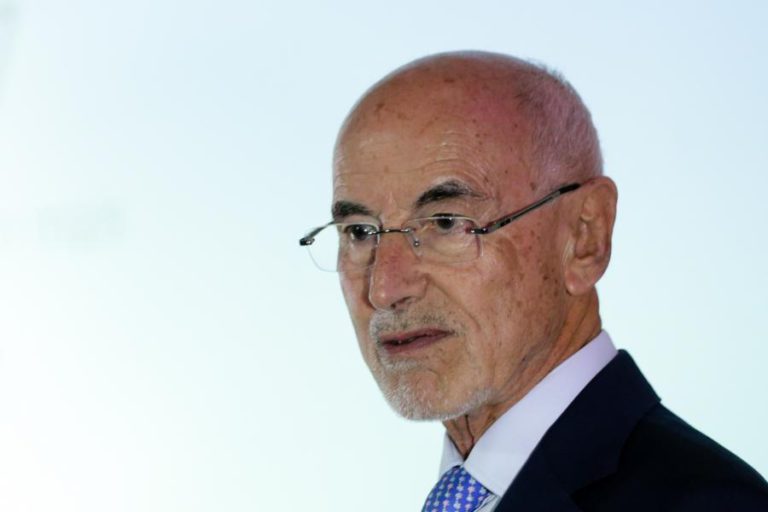 PROENÇA DE CARVALHO PROMETE ESCLARECER EM TRIBUNAL RELAÇÃO COM PROCURADOR