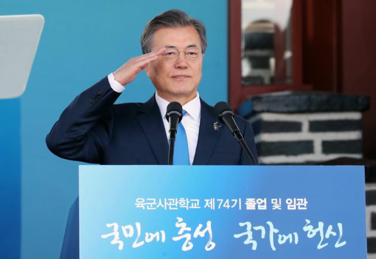 MOON JAE-IN DIZ SER DEMASIADO CEDO PARA OTIMISMO SOBRE DESNUCLEARIZAÇÃO DA COREIA DO NORTE