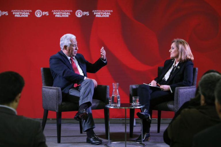 COSTA RECONHECE QUE TEM POUCAS MULHERES MINISTRAS NO SEU GOVERNO