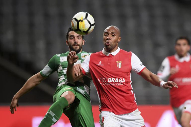 SPORTING DE BRAGA VENCE MOREIRENSE E FICA A UM PONTO DO SPORTING