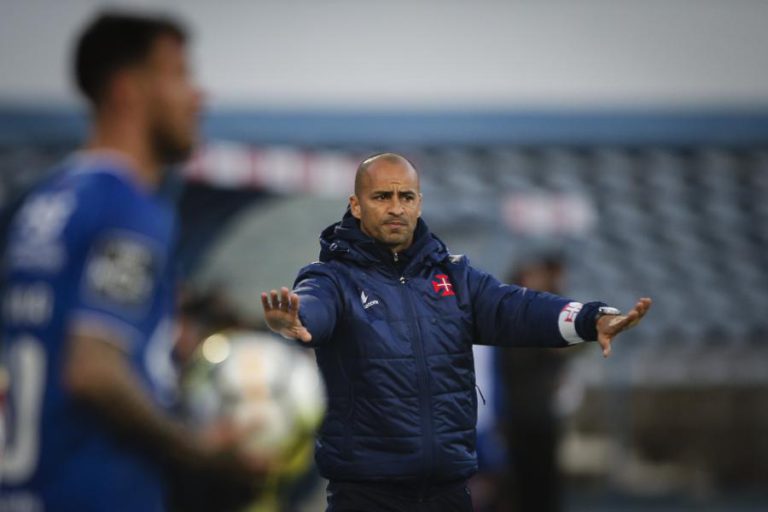 SILAS QUER DAR “PASSO AINDA MAIOR” PELA MANUTENÇÃO FRENTE AO ‘AFLITO’ MOREIRENSE