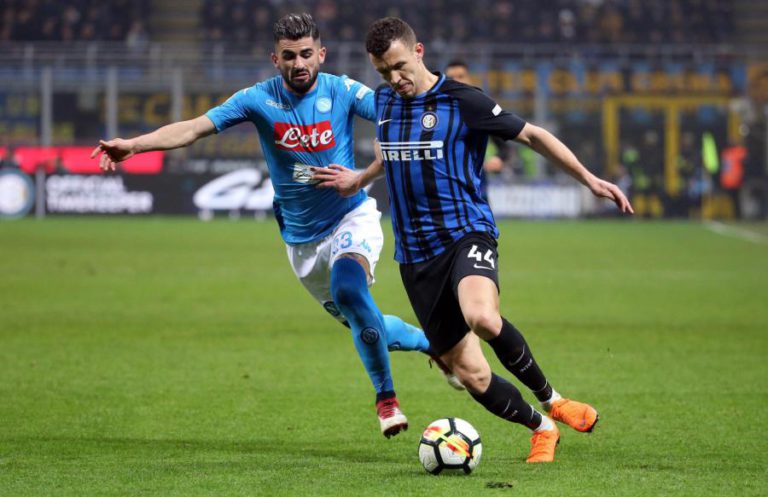 NÁPOLES ‘ESCORREGA’ EM MILÃO E ENTREGA LIDERANÇA DA SERIE A À JUVENTUS