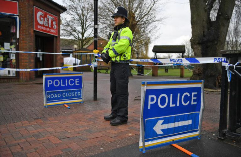 EMBAIXADA RUSSA EM LONDRES PEDE “INQUÉRITO CONJUNTO” SOBRE ENVENENAMENTO DE EX-ESPIÃO