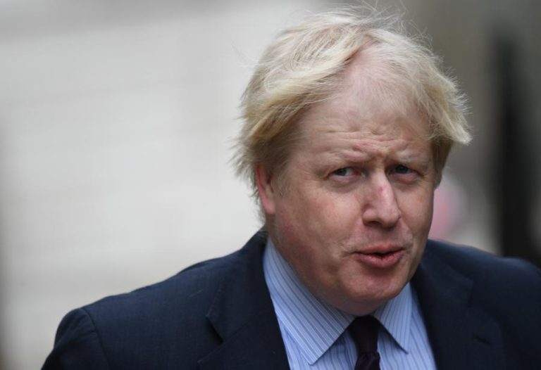 MNE BRITÂNICO CONSIDERA “INÚTEIS” MEDIDAS RUSSAS CONTRA LONDRES