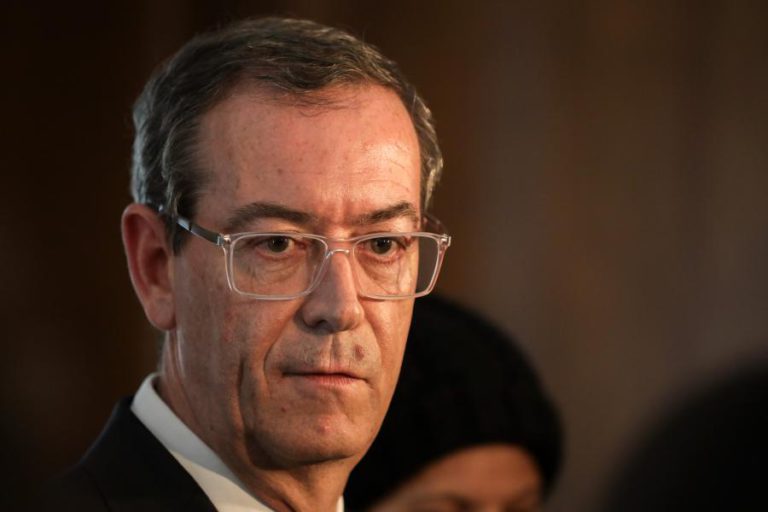 BASTONÁRIO DIZ QUE MÉDICOS TÊM CADA VEZ MAIS RAZÕES PARA FAZER GREVE