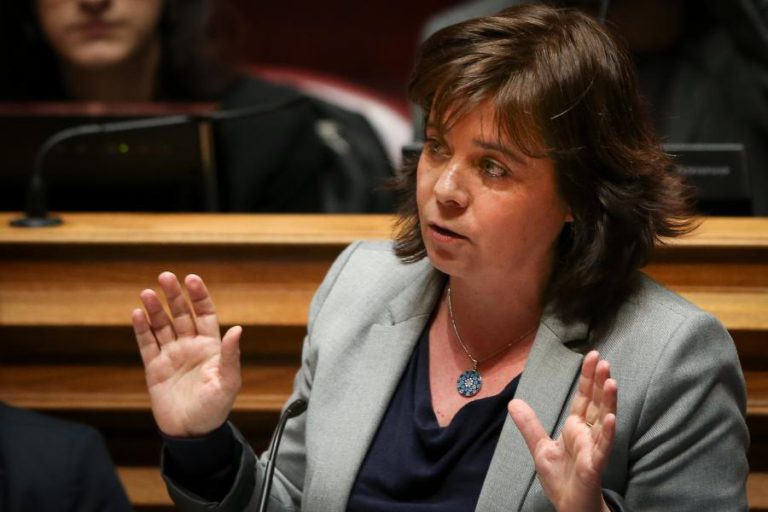 BE DESAFIA PARTIDOS A APROVAREM ESTATUTO DO CUIDADOR INFORMAL ATÉ AO VERÃO