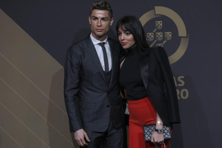 CRISTIANO RONALDO PEDE QUE NÃO ESTRAGUEM BOM MOMENTO COM “NOTÍCIAS FALSAS”