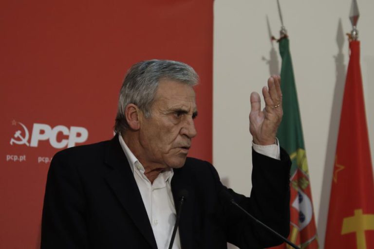 INCÊNDIOS: PS, PSD E CDS PARTILHAM “CULPAS PESADAS”, AFIRMA JERÓNIMO DE SOUSA