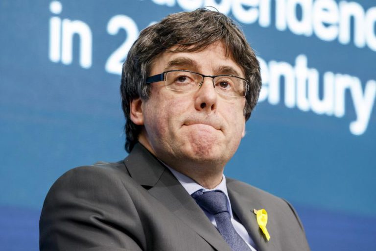 CARLES PUIGDEMONT FICA DETIDO NA ALEMANHA