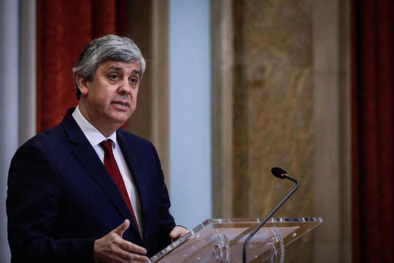 MINISTRO DAS FINANÇAS CONSIDERA ERRO RECAPITALIZAÇÃO DA CGD CONTAR PARA O DÉFICE