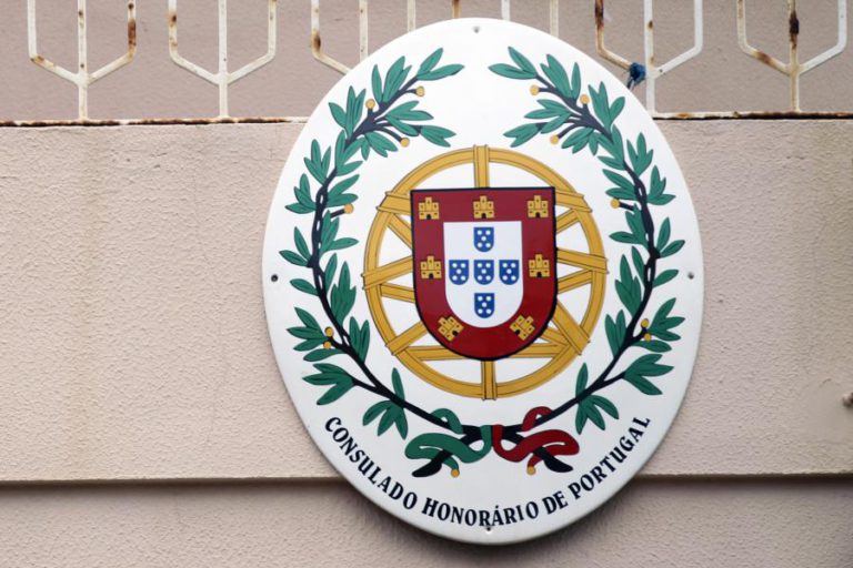 CONSULADOS PORTUGUESES EMITIRAM 10 MIL VISTOS A MOÇAMBICANOS EM 2017