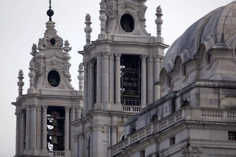 GOVERNO DIZ QUE HÁ “LUZ VERDE” PARA INICIAR RECUPERAÇÃO DOS CARRILHÕES DE MAFRA