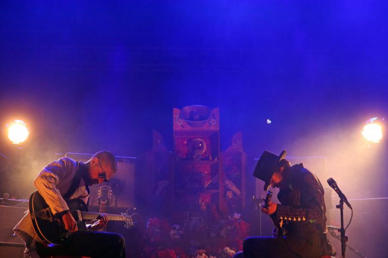 DEAD COMBO E ELAS E O JAZZ EM JULHO NO COOLJAZZ EM CASCAIS