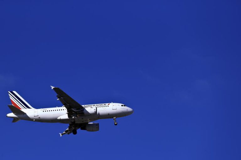 PILOTOS DA AIR FRANCE REJEITAM PROPOSTA DE 2% DE AUMENTO SALARIAL