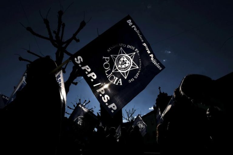 POLÍCIAS PREPARAM AÇÕES DE PROTESTO PARA A PRIMEIRA QUINZENA DE MAIO