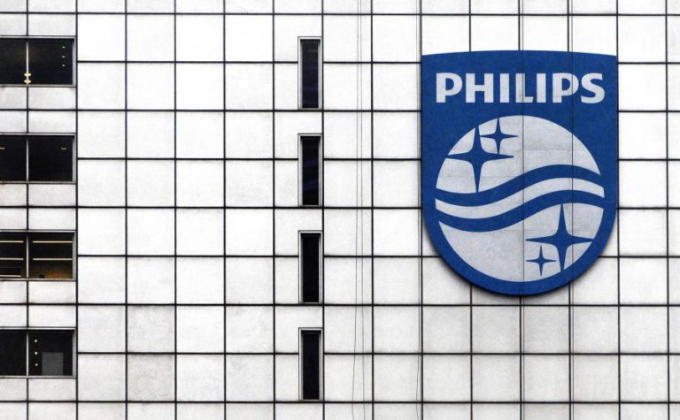 LUCRO DA PHILIPS CAI 46% NO 1.º TRIMESTRE PARA 125 MILHÕES DE EUROS