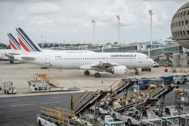 AIR FRANCE ANULA 30% DOS VOOS PROGRAMADOS PARA TERÇA-FEIRA DEVIDO À GREVE
