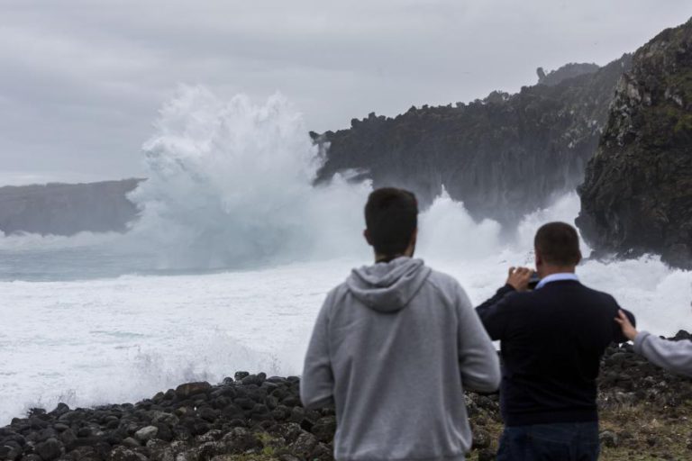 DEPRESSÃO “IRENE” AFETA AÇORES COM VENTO FORTE E AGITAÇÃO MARITIMA
