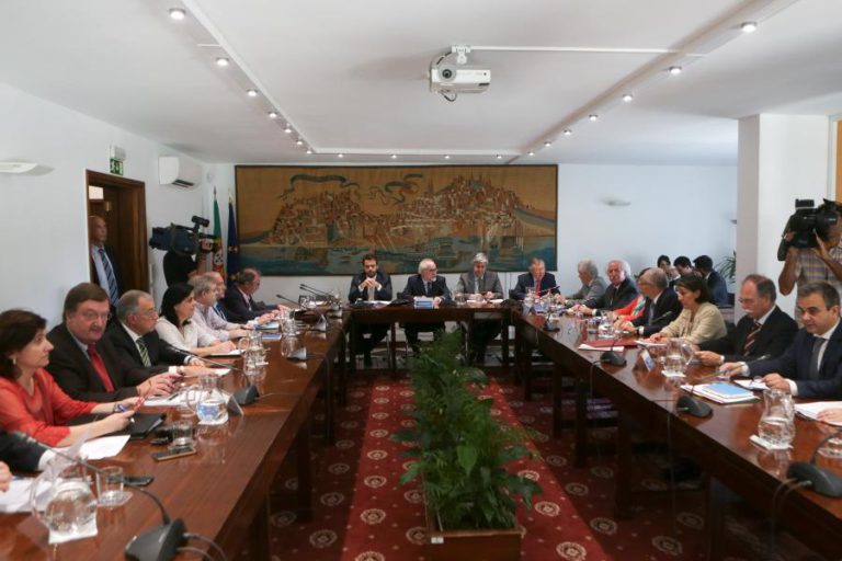 PARCEIROS REÚNEM-SE COM CENTENO E VIEIRA DA SILVA SOBRE PROGRAMA DE ESTABILIDADE