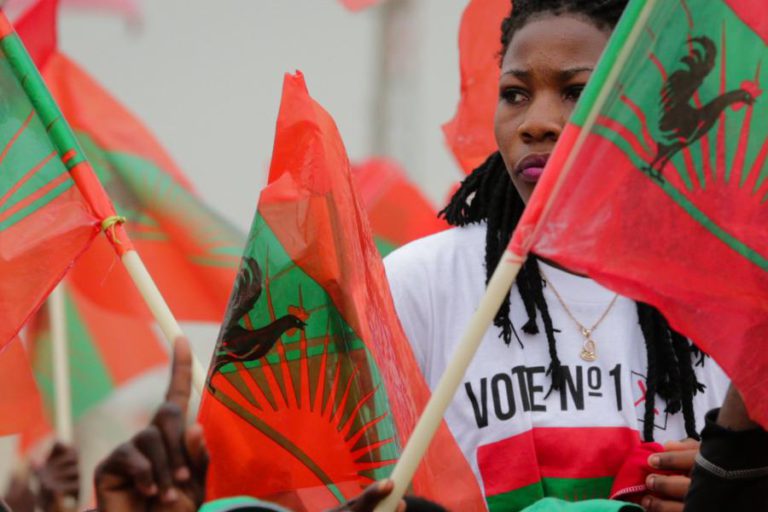 MPLA APELA AO PATRIOTISMO DOS PROFESSORES ANGOLANOS EM GREVE DURANTE TRÊS SEMANAS